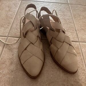 Never been worn off white. Faux leather flats.